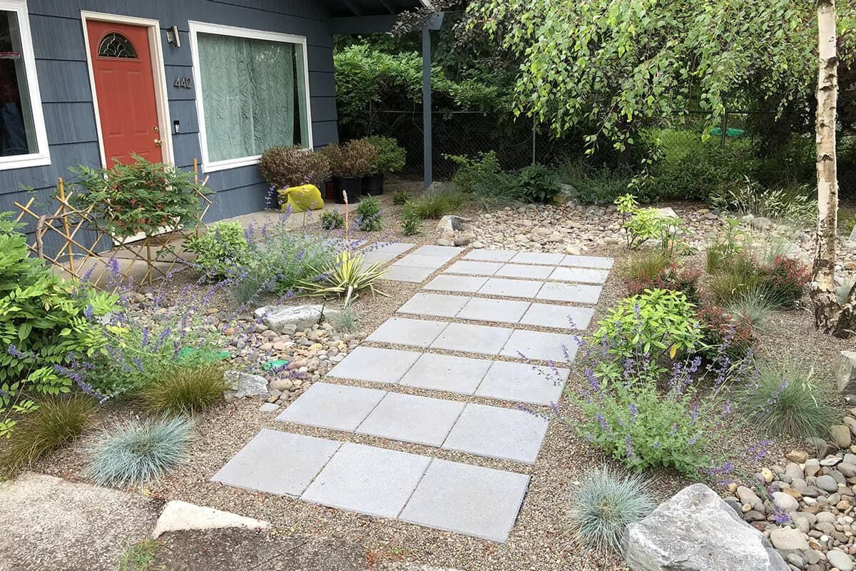 Xeriscaping (c) https://dennis7dees.com/